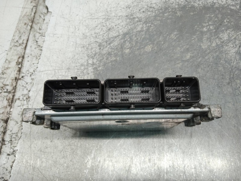 Recambio de centralita motor uce para renault scenic iii emotion referencia OEM IAM S180067143A 237101478R 237100037R SID305