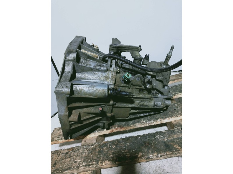 Recambio de caja cambios para renault scenic ii dynamique referencia OEM IAM TL4A015 S013784 6V