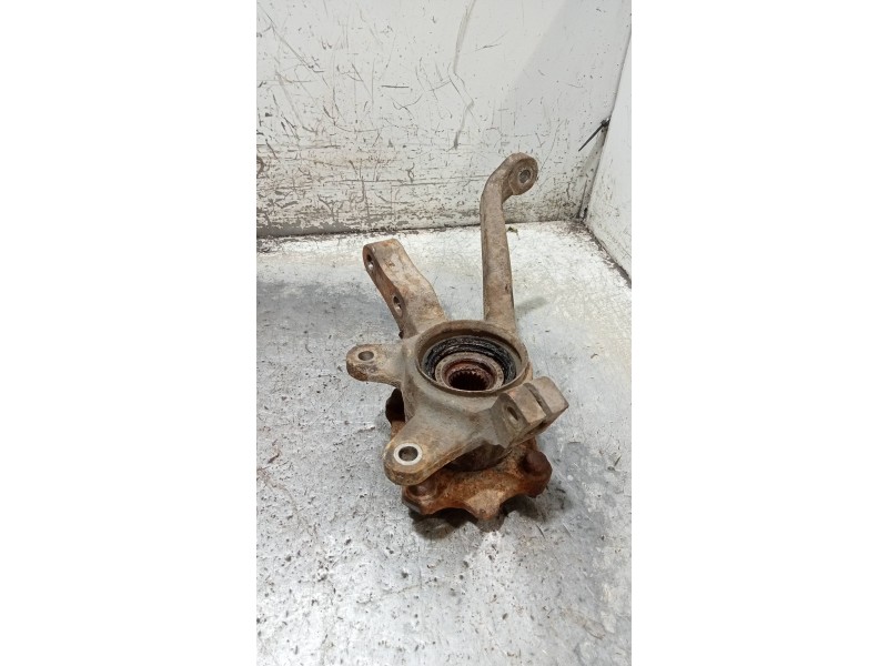 Recambio de mangueta delantera derecha para ford fiesta berl./express l referencia OEM IAM   