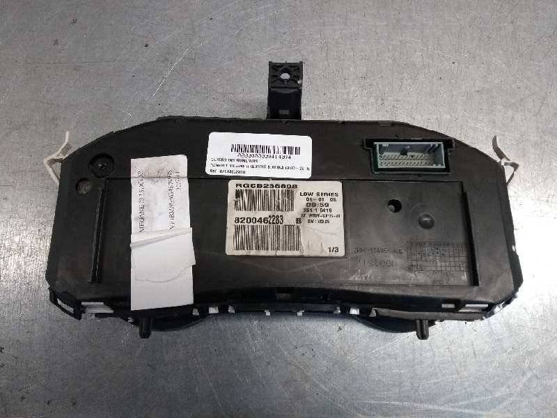 Recambio de cuadro instrumentos para renault megane ii classic berlina 1.5 dci diesel referencia OEM IAM 8200462283B  