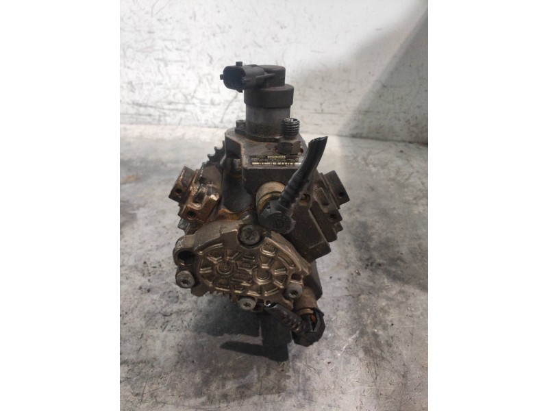 Recambio de bomba inyeccion para hyundai i30cw classic referencia OEM IAM 0445010206 331002A420 