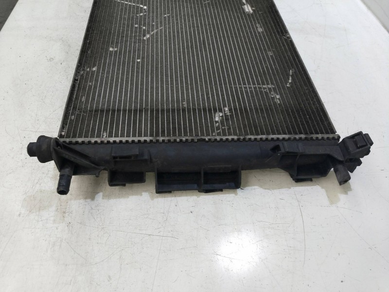 Recambio de radiador agua para renault scenic ii dynamique referencia OEM IAM 8200357636  