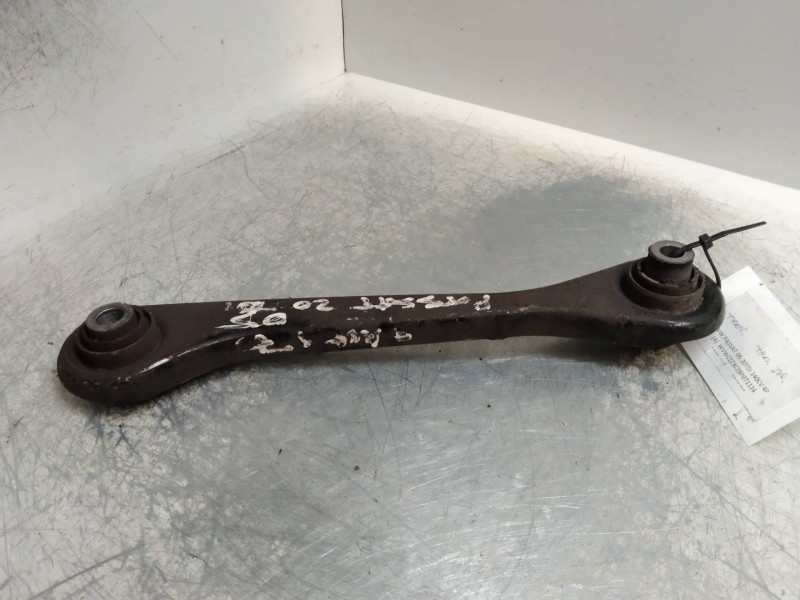 Recambio de brazo suspension inferior trasero izquierdo para volkswagen passat berlina (3c2) advance referencia OEM IAM   