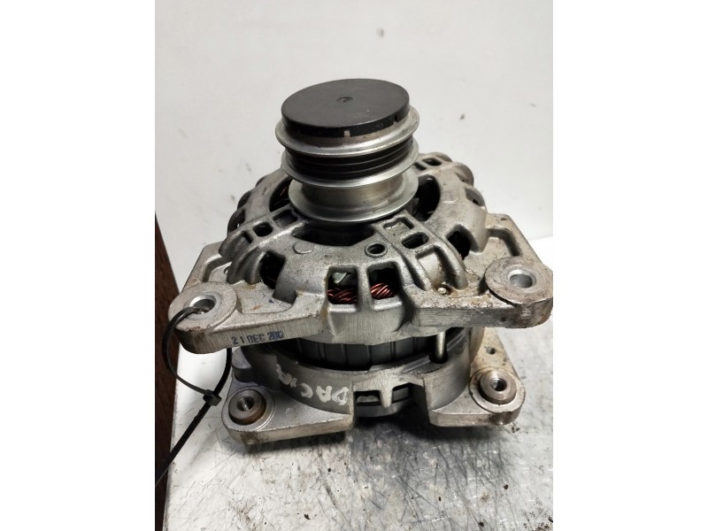 Recambio de alternador para dacia sandero ambiance referencia OEM IAM 2310083866A  