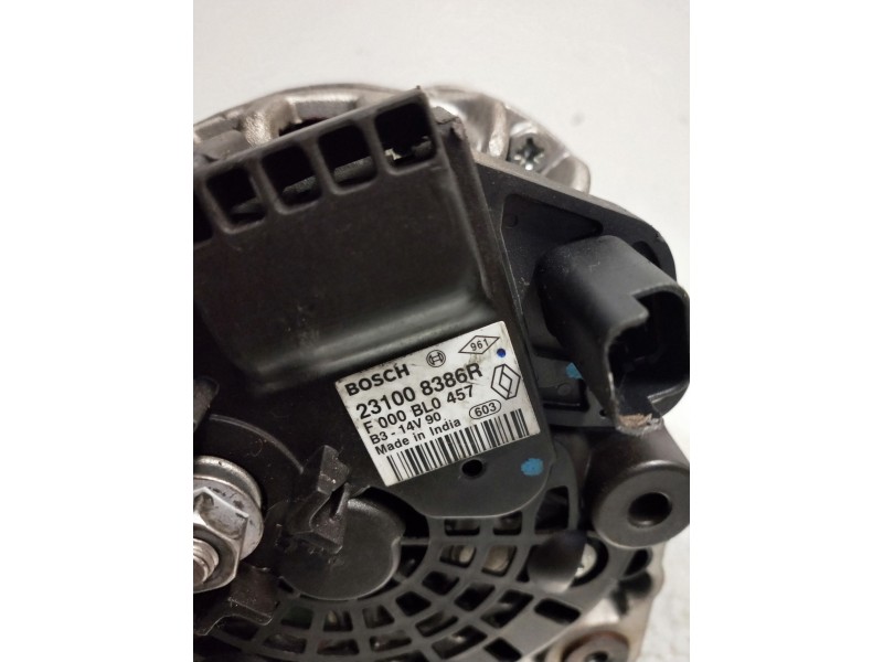 Recambio de alternador para dacia sandero ambiance referencia OEM IAM 2310083866A  