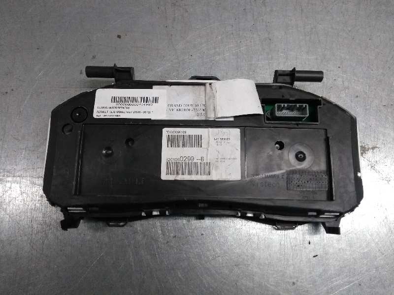 Recambio de cuadro instrumentos para renault clio grandtour referencia OEM IAM 8201060299B 7DGC054109 