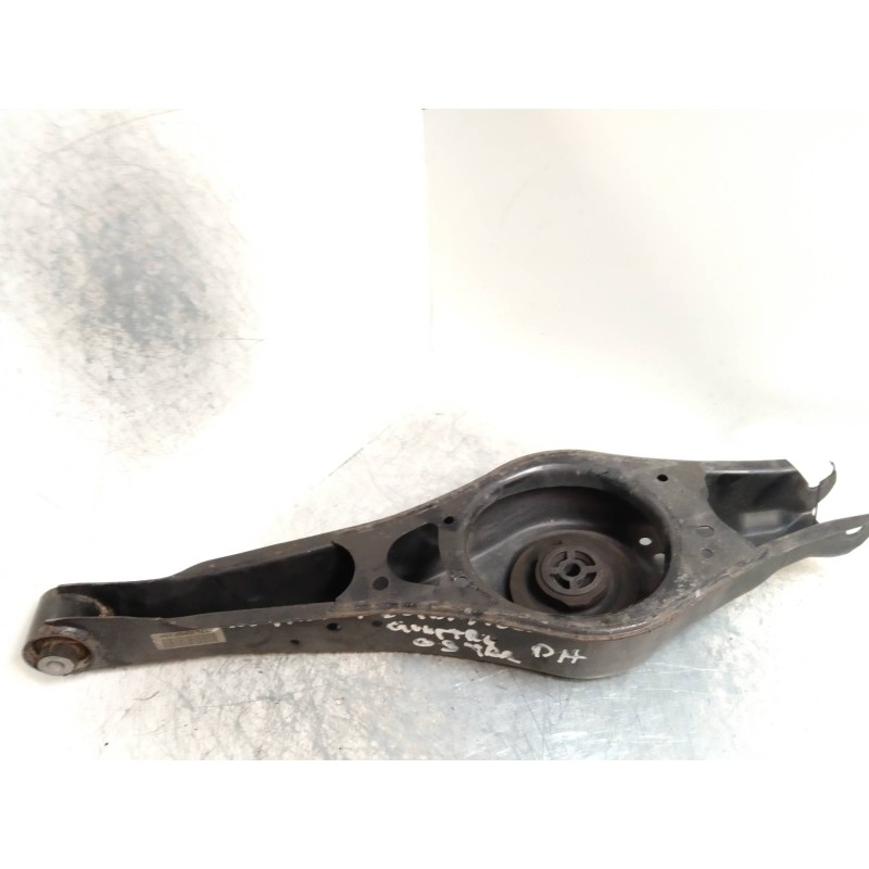 Recambio de brazo suspension inferior trasero derecho para volkswagen passat variant (3c5) 2.0 tdi referencia OEM IAM   