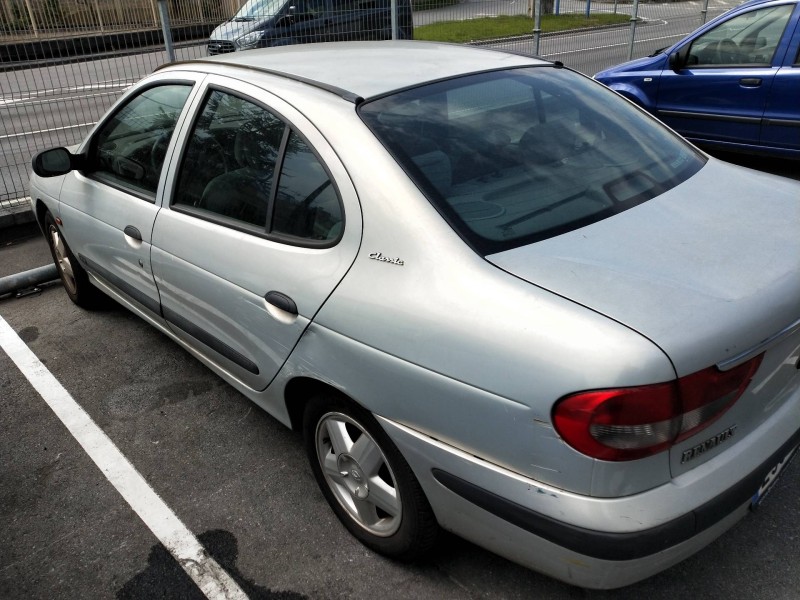 renault megane i fase 2 classic (la..) del año 2000