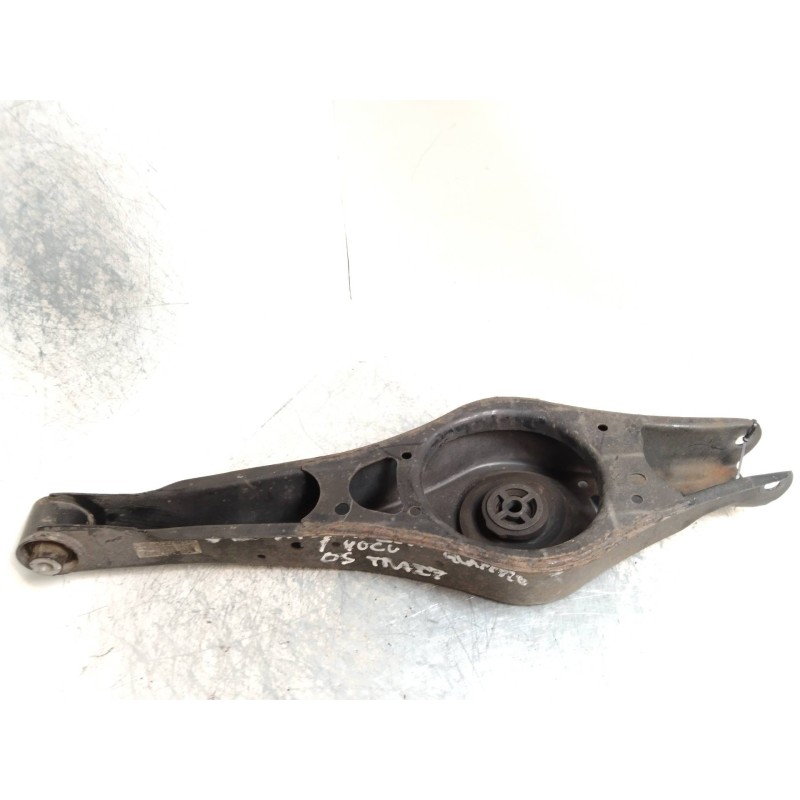 Recambio de brazo suspension inferior trasero izquierdo para volkswagen passat variant (3c5) 2.0 tdi referencia OEM IAM   