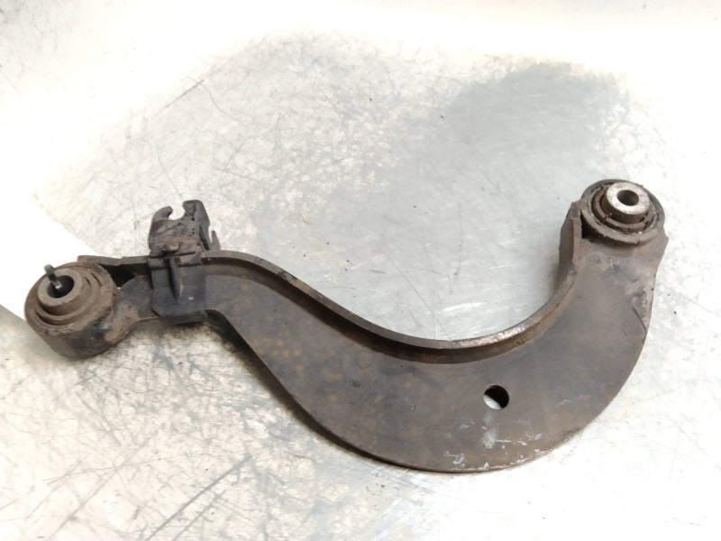Recambio de brazo suspension superior trasero derecho para volkswagen passat variant (3c5) advance referencia OEM IAM   