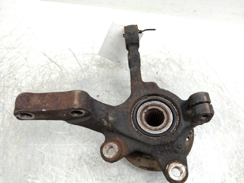 Recambio de mangueta delantera derecha para renault 9 tse referencia OEM IAM   