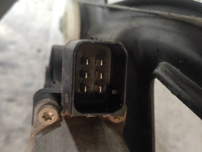 Recambio de elevalunas trasero izquierdo para mercedes clase cl (w215) coupe 600 (215.378) referencia OEM IAM A2156700103  