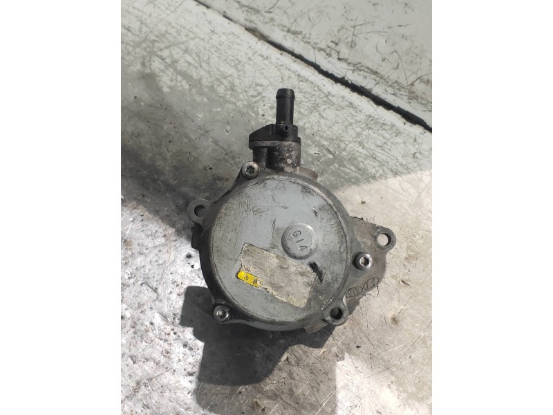 Recambio de depresor freno / bomba vacio para hyundai i30cw classic referencia OEM IAM 288102A101  