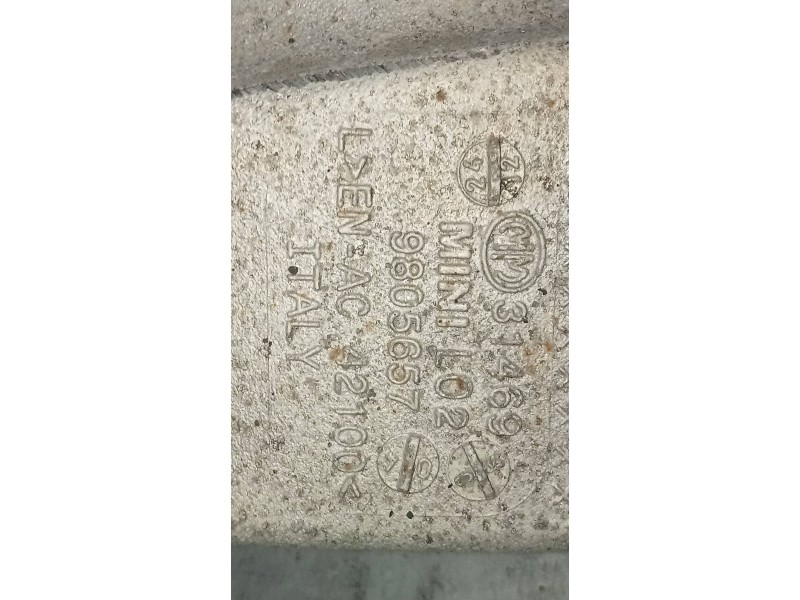 Recambio de mangueta trasera izquierda para mini countryman (r60) one d referencia OEM IAM 9805657  