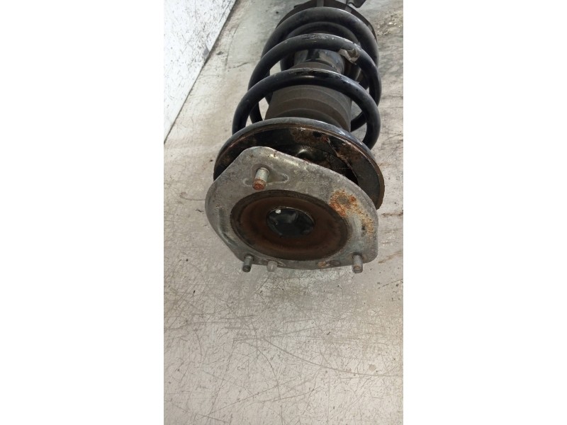 Recambio de amortiguador delantero derecho para mini countryman (r60) one d referencia OEM IAM 9807010  