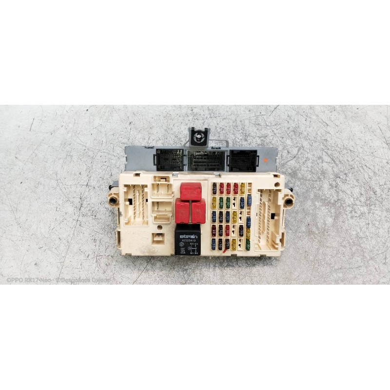 Recambio de caja reles / fusibles para fiat stilo (192) 1.9 jtd / 1.9 jtd 115 active referencia OEM IAM 46797609 501208530080 