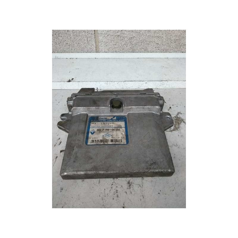 Recambio de centralita motor uce para renault clio ii fase i (b/cbo) 1.9 diesel referencia OEM IAM R04080009E HOM7700104956 7700