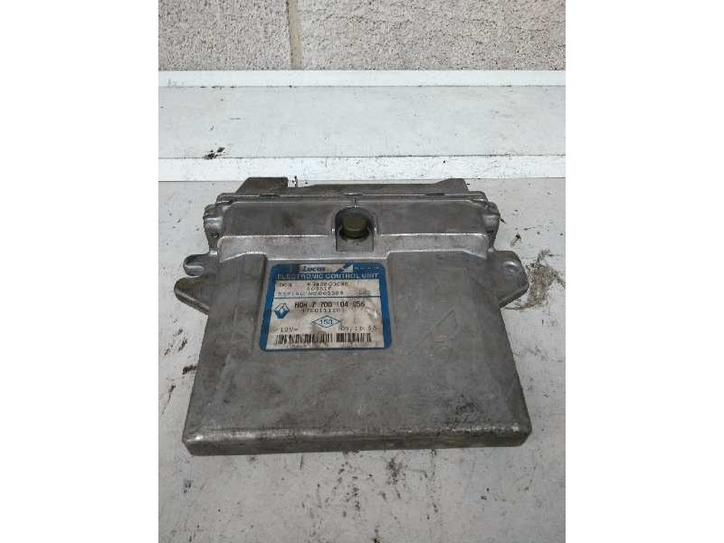Recambio de centralita motor uce para renault clio ii fase i (b/cbo) 1.9 diesel referencia OEM IAM R04080009E HOM7700104956 7700