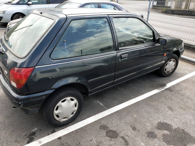 ford fiesta berl./courier del año 1995