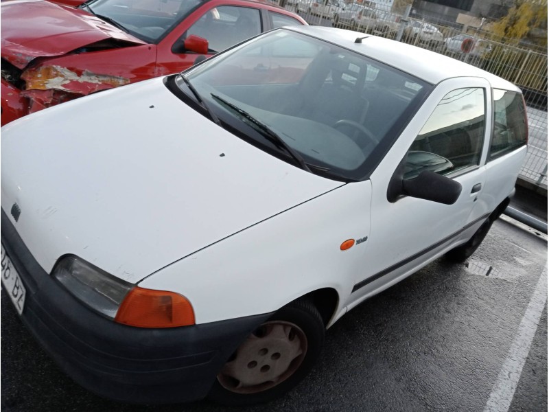 fiat punto berlina (176) del año 1998