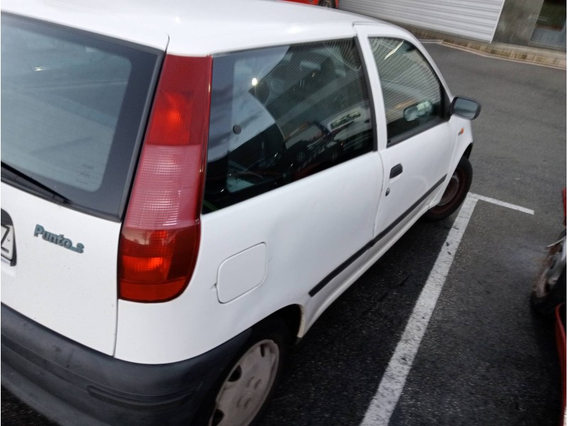 fiat punto berlina (176) del año 1998