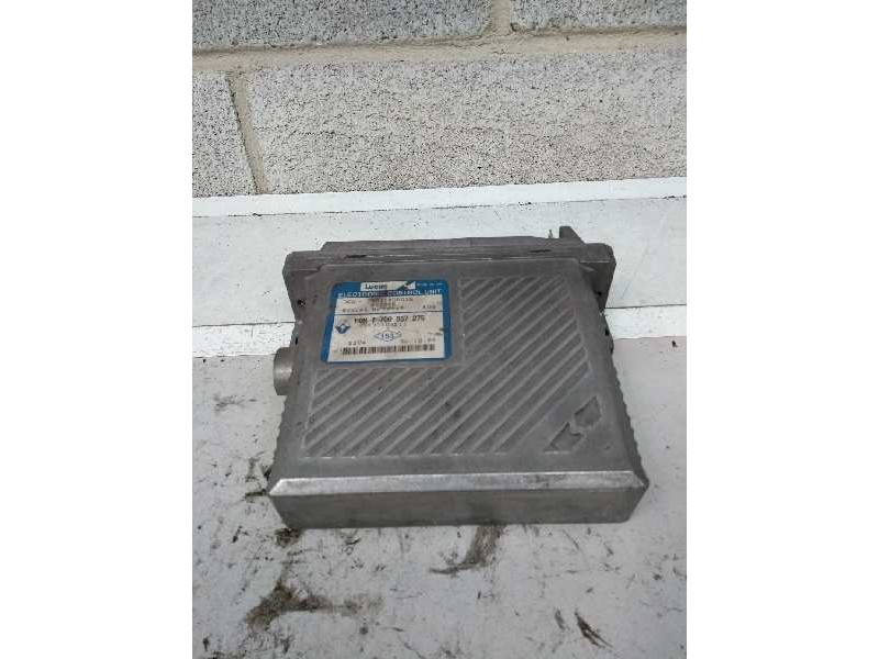 Recambio de centralita motor uce para renault megane i classic (la0) 1.9 turbodiesel referencia OEM IAM R04080001G HOM7700867275