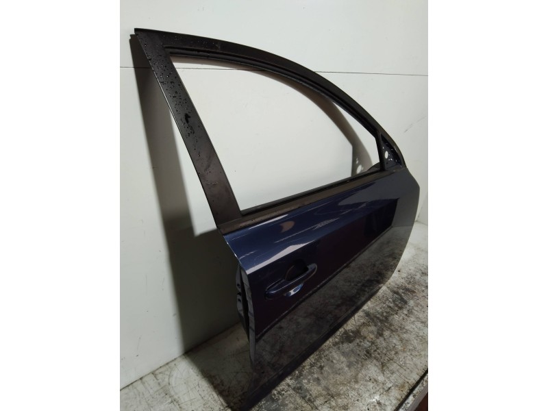Recambio de puerta delantera derecha para kia cee´d active referencia OEM IAM   5P
