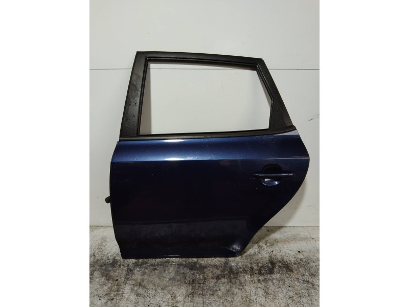 Recambio de puerta trasera izquierda para kia cee´d active referencia OEM IAM   5P