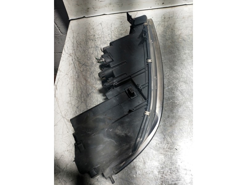 Recambio de faro izquierdo para mazda 6 berlina (gg) 2.0 diesel cat referencia OEM IAM   