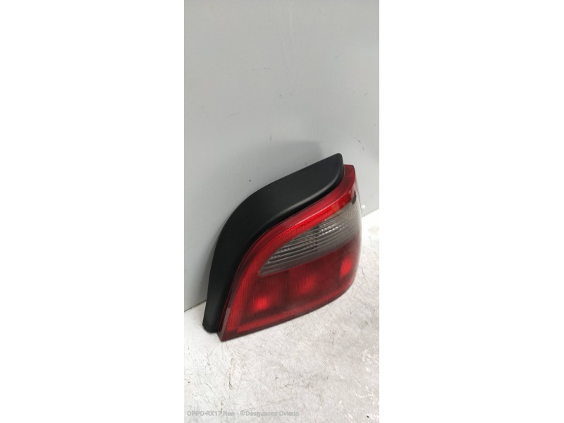 Recambio de piloto trasero derecho para renault megane i fase 2 berlina (ba0) 1.9 dci expression referencia OEM IAM   