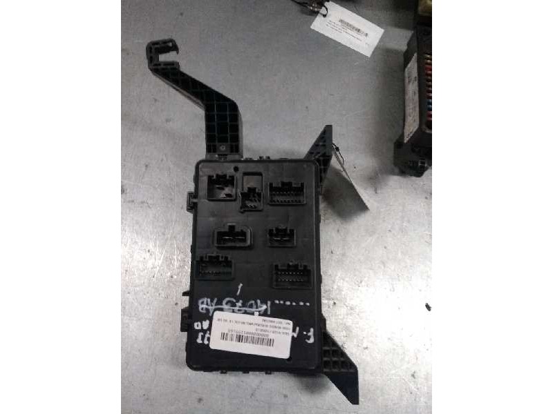 Recambio de caja reles / fusibles para ford mondeo berlina/familiar (fd) 1.8 16v cat referencia OEM IAM 1S1T14A073AE   Recambio de caja reles / fusibles para ford mondeo berlina/familiar (fd) 1.8 16v cat referencia OEM IAM 1S1T14A073AE