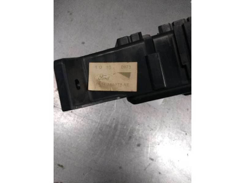 Recambio de caja reles / fusibles para ford mondeo berlina/familiar (fd) 1.8 16v cat referencia OEM IAM 1S1T14A073AE   Recambio de caja reles / fusibles para ford mondeo berlina/familiar (fd) 1.8 16v cat referencia OEM IAM 1S1T14A073AE