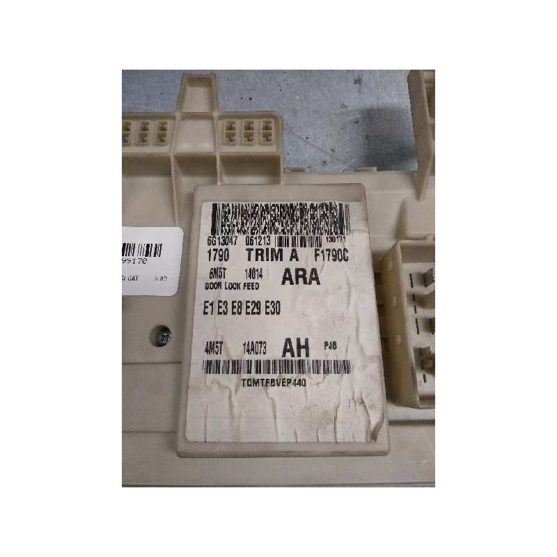 Recambio de caja reles / fusibles para ford focus c-max (cap) 1.6 tdci cat referencia OEM IAM 6M5T14014ARA F1790C 
