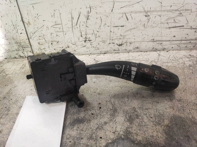 Recambio de mando limpia para hyundai i30cw classic referencia OEM IAM 934202R010  