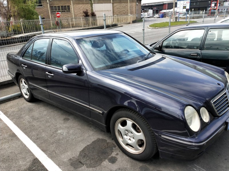 mercedes clase e (w210) berlina del año 1999