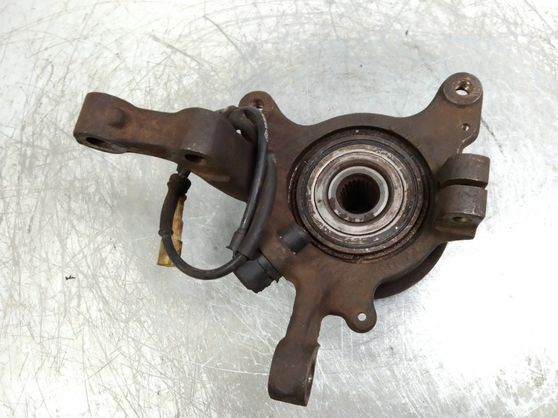 Recambio de mangueta delantera izquierda para renault kangoo 4x4 authentique (kc0s/v) referencia OEM IAM   