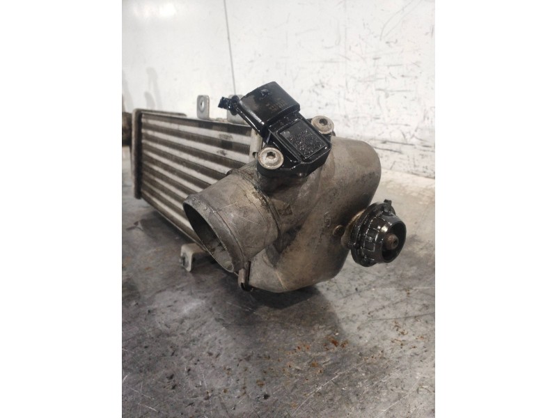 Recambio de intercooler para kia cee´d active referencia OEM IAM 282702A610  