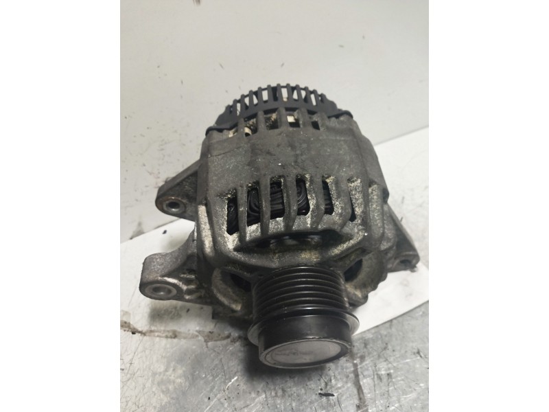 Recambio de alternador para toyota auris luna+ referencia OEM IAM 270600T010  