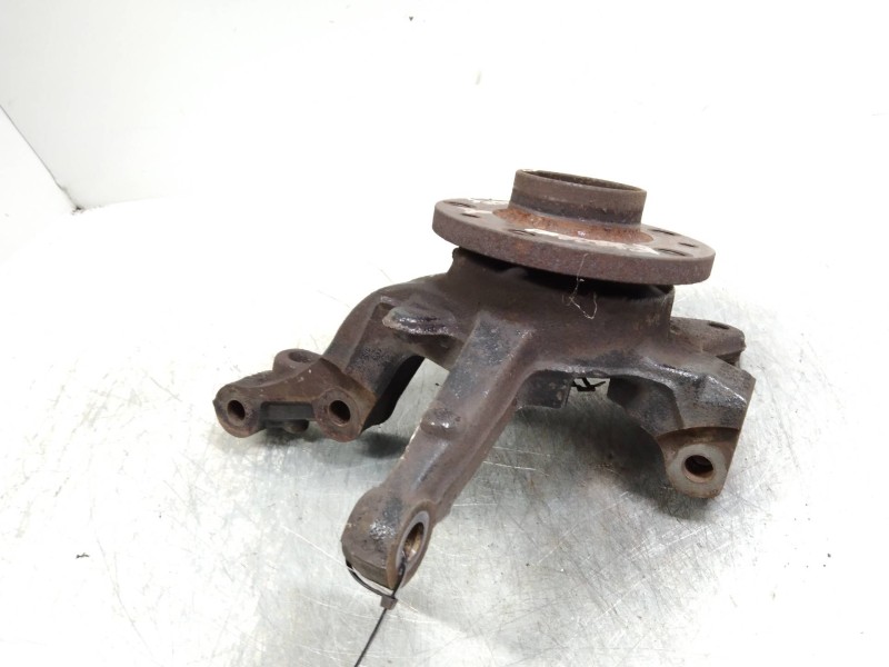 Recambio de mangueta delantera derecha para renault kangoo dynamique referencia OEM IAM   