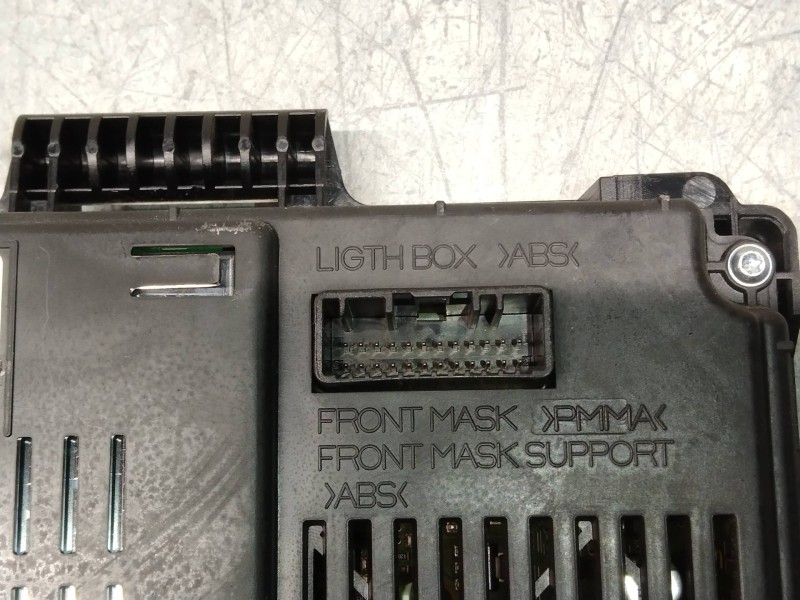 Recambio de cuadro instrumentos para renault scenic iii emotion referencia OEM IAM 248103583R 503002220113 