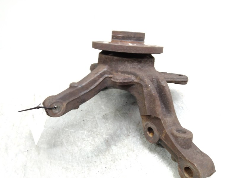 Recambio de mangueta delantera izquierda para renault kangoo dynamique referencia OEM IAM   