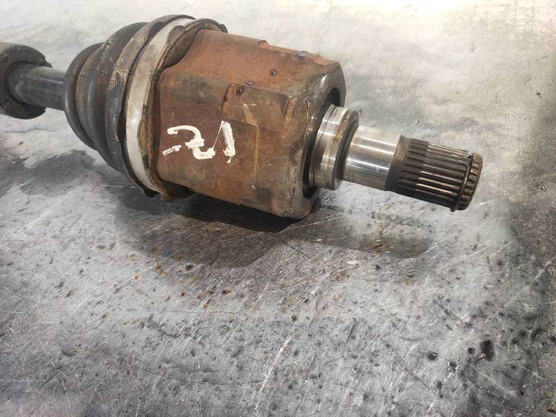 Recambio de transmision delantera izquierda para kia cee´d active referencia OEM IAM 495011H210  