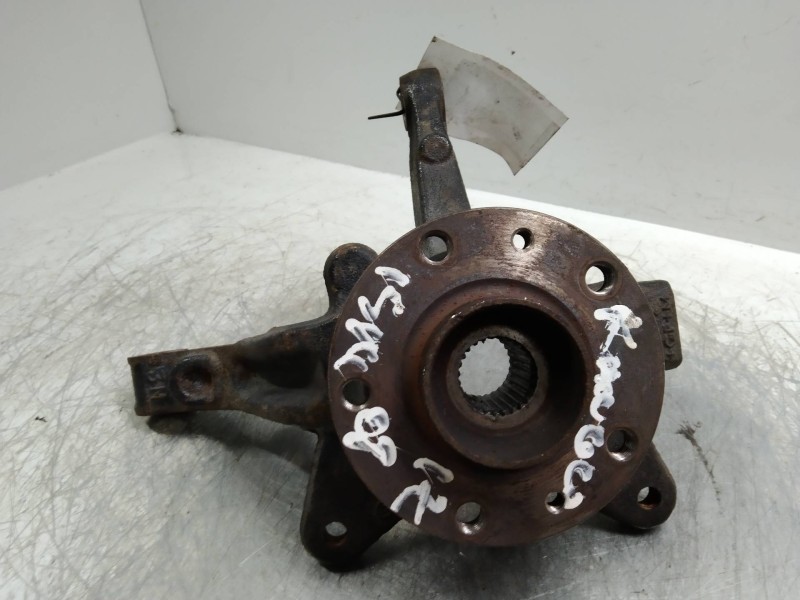 Recambio de mangueta delantera izquierda para renault kangoo 1.5 dci diesel referencia OEM IAM   