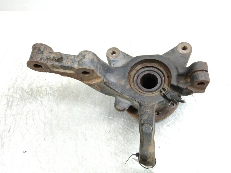 Recambio de mangueta delantera izquierda para renault kangoo 1.5 dci diesel referencia OEM IAM   