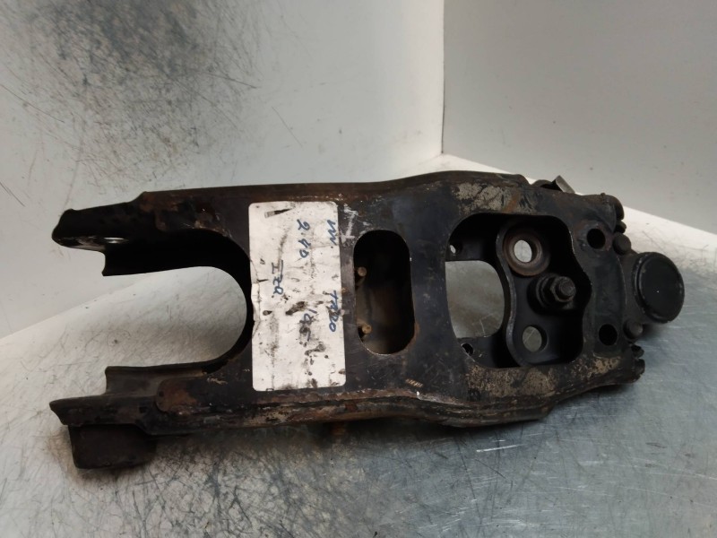 Recambio de brazo suspension inferior trasero izquierdo para volkswagen taro 4x4 referencia OEM IAM    Recambio de brazo suspension inferior trasero izquierdo para volkswagen taro 4x4 referencia OEM IAM