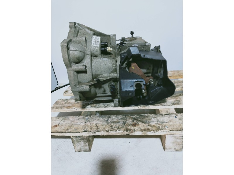 Recambio de caja cambios para ford fiesta (cb1) ambiente referencia OEM IAM 8A6R7002CA T6TB1 230908 000914
