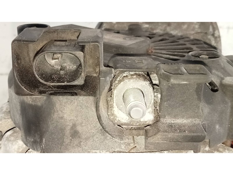 Recambio de alternador para mini countryman (r60) one d referencia OEM IAM 7823291AI01 TG15C157 2607239B
