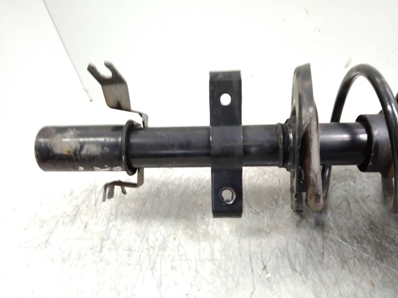 Recambio de amortiguador delantero izquierdo para renault modus 1.5 dci diesel referencia OEM IAM   