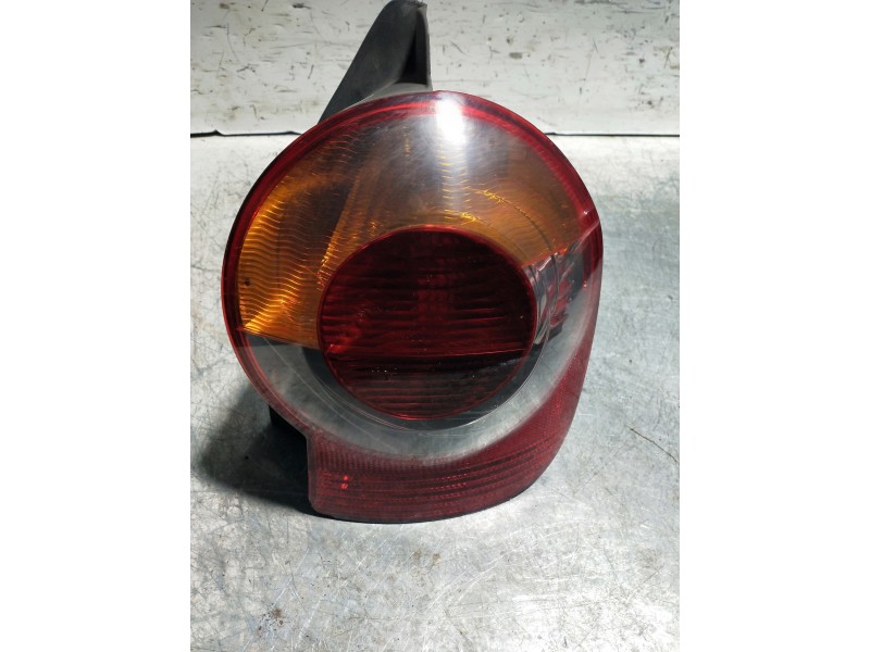 Recambio de piloto trasero derecho para renault modus 1.5 dci diesel referencia OEM IAM   