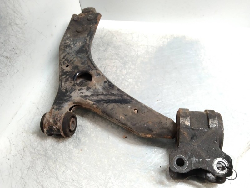 Recambio de brazo suspension inferior delantero izquierdo para volvo c30 2.0 diesel cat referencia OEM IAM   